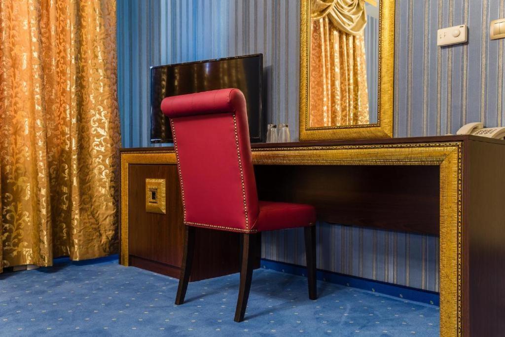 Elegance Hotel 3*
