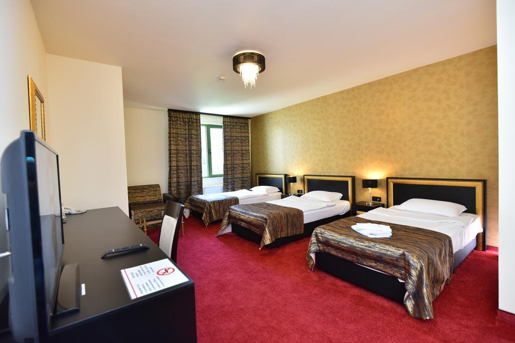 Elegance 3*