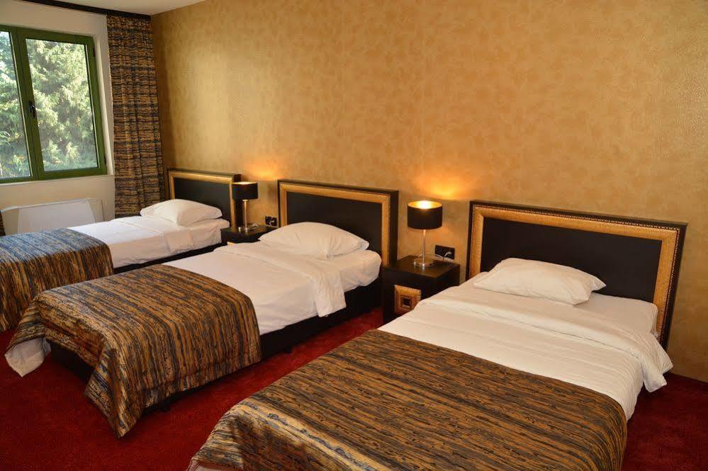 Elegance Hotel 3*